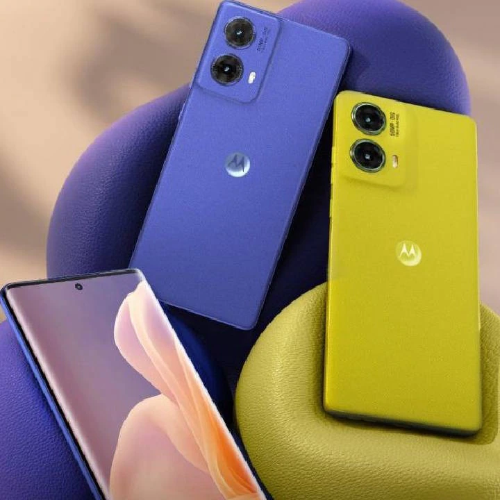 Smartphone Moto G85 5G - 256GB 16GB Ram Boost 50MP Sony AI Camera Tela Infinita pOLED NFC - Azul